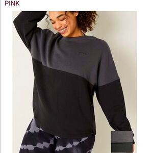 PINK
VARSITY CREW SWEATSHIRT